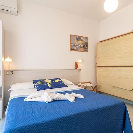 Hotel Tre Rose Riccione Exterior photo