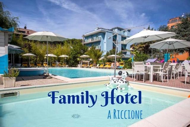 Hotel Tre Rose Riccione Exterior photo