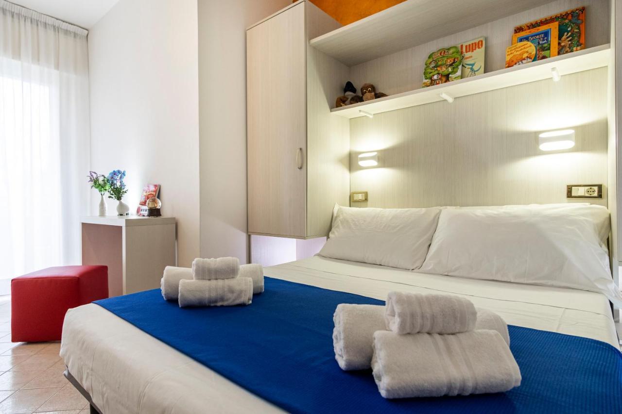 Hotel Tre Rose Riccione Exterior photo